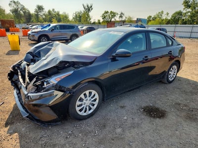 3KPF24AD3RE****** 2024 Kia Forte