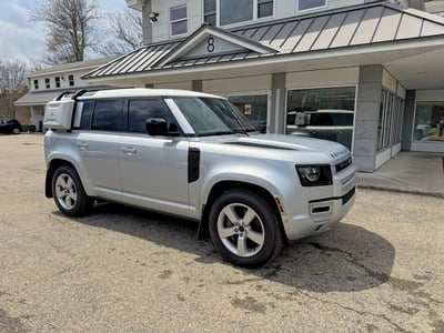 SALEW7RU6N2****** 2022 Land Rover Defender