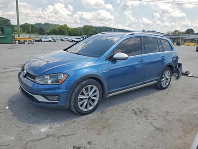 3VWH17AU9HM****** 2017 Volkswagen Golf Alltrack