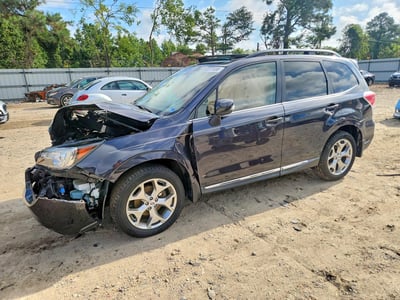 JF2SJAWC3JH****** 2018 Subaru Forester