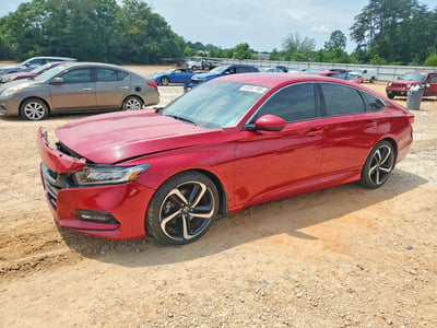 1HGCV1F34JA****** 2018 Honda Accord
