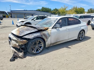 WBA3C1C5XFP****** 2015 BMW 3 Series