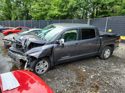 5TFDY5F15KX****** 2019 Toyota Tundra