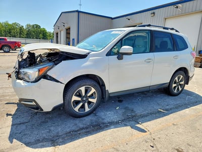 JF2SJAGC5JH****** 2018 Subaru Forester