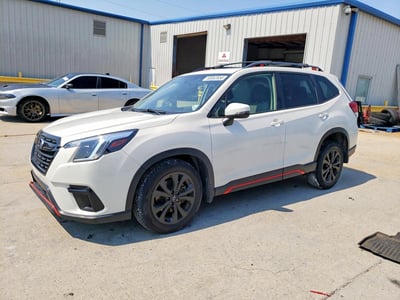 JF2SKAJC0NH****** 2022 Subaru Forester