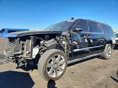 1GYS3JKJ5KR****** 2019 Cadillac Escalade ESV