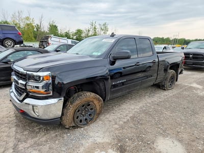 1GCVKREH5JZ****** 2018 Chevrolet Silverado