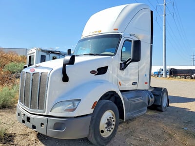 1XPBA48XXLD****** 2020 Peterbilt 579