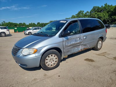 1A4GP44R16B****** 2006 Chrysler Town & Country