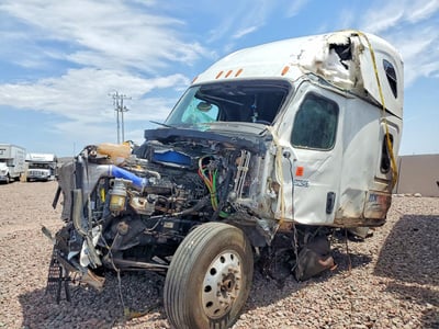 3AKJHHDRXSS****** 2025 Freightliner Cascadia 126