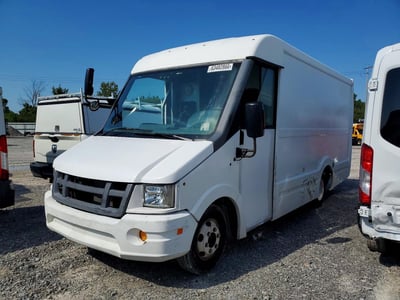 2018 Isuzu Reach