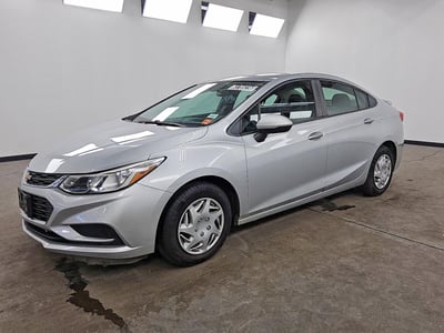 1G1BC5SM7J7****** 2018 Chevrolet Cruze