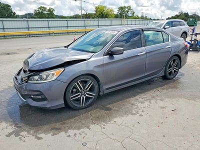 1HGCR2F57GA****** 2016 Honda Accord