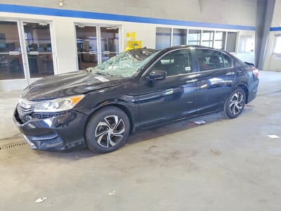 1HGCR2F32HA****** 2017 Honda Accord