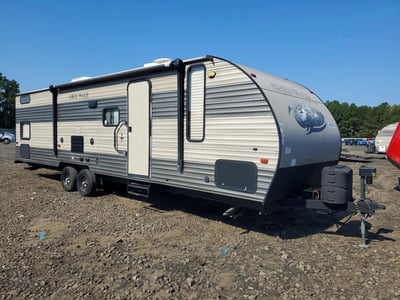 4X4TCKE24JX****** 2018 Forest River Cherokee