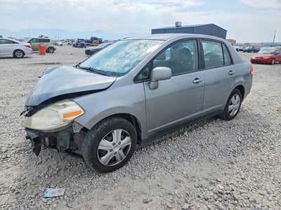3N1BC11E79L****** 2009 Nissan Versa