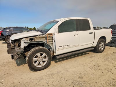 1N6AA0EDXEN****** 2014 Nissan Titan