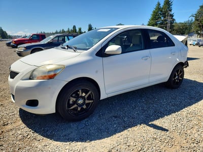 JTDBT4K31B1****** 2011 Toyota Yaris