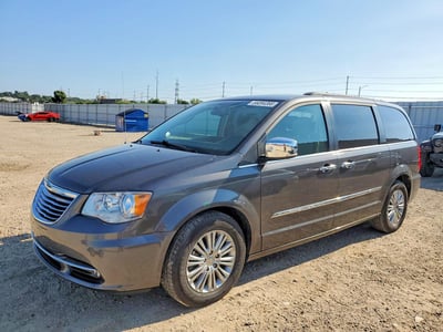 2016 Chrysler Town & Country