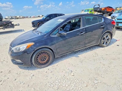 KNAFZ4A85G5****** 2016 Kia Forte