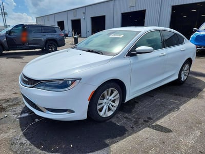 1C3CCCAG6GN****** 2016 Chrysler 200