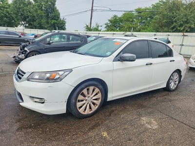 1HGCR3F84FA****** 2015 Honda Accord