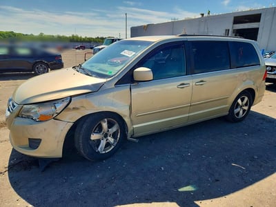 2V4RW3DG1BR****** 2011 Volkswagen Routan