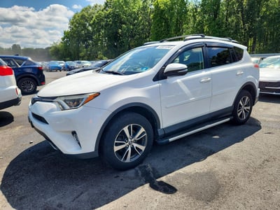 JTMRFREV0JJ****** 2018 Toyota RAV4