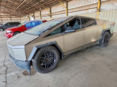 7G2CEHED7SA****** 2025 Tesla Cybertruck