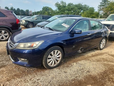 1HGCR2F88FA****** 2015 Honda Accord