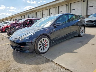 5YJ3E1EB2PF****** 2023 Tesla Model 3