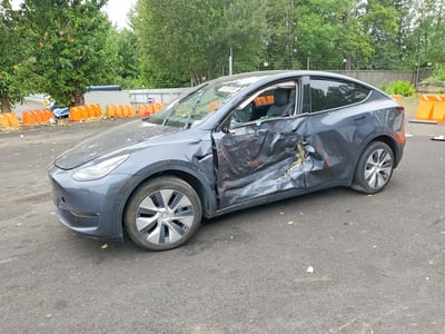 7SAYGDEE8NF****** 2022 Tesla Model Y