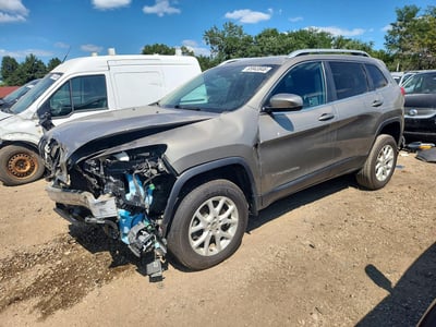 1C4PJMCS6HW****** 2017 Jeep Cherokee