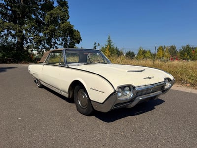 1Y71Z13**** 1961 Ford Thunderbird