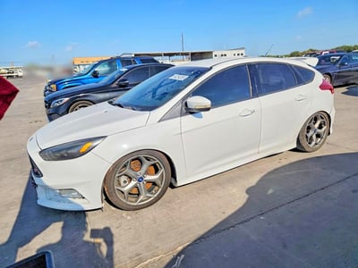 1FADP3L96JL****** 2018 Ford Focus