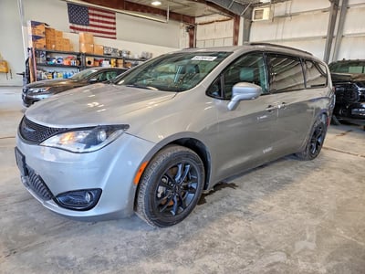 2C4RC3BG4LR****** 2020 Chrysler Pacifica