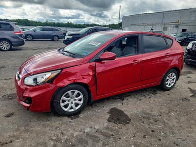 KMHCT5AE3DU****** 2013 Hyundai Accent