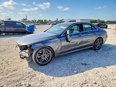 WDDZF4JB0JA****** 2018 Mercedes-Benz E-Class