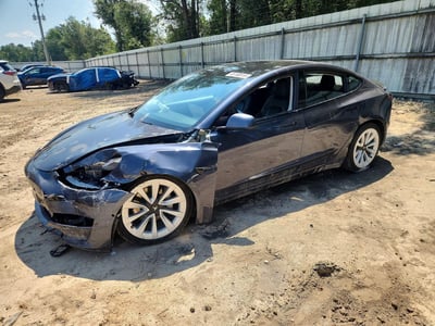 5YJ3E1EBXNF****** 2022 Tesla Model 3