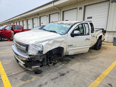 3GCPCSE08DG****** 2013 Chevrolet Silverado