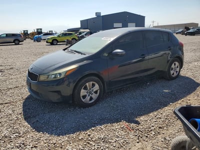 KNAFK5A82H5****** 2017 Kia Forte5