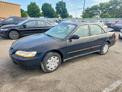 1HGCG5640YA****** 2000 Honda Accord