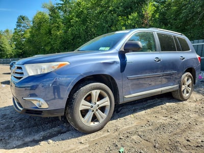 5TDDK3EH0BS****** 2011 Toyota Highlander