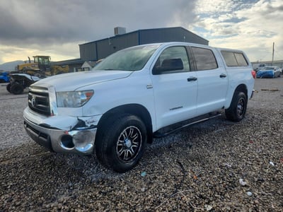 5TFDM5F17AX****** 2010 Toyota Tundra