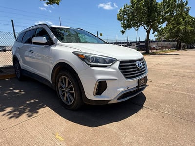KM8SMDHF2HU****** 2017 Hyundai Santa Fe