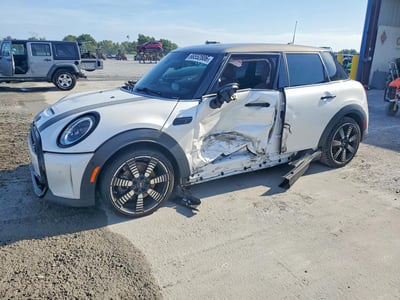 WMW53DK0XR2****** 2024 MINI Cooper