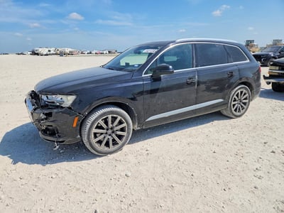 WA1LAAF74HD****** 2017 Audi Q7