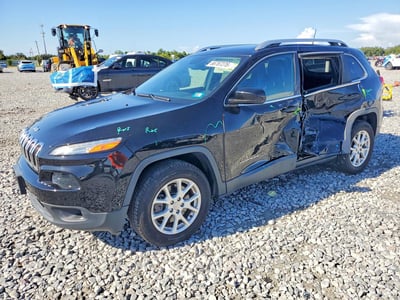 1C4PJMCS9HW****** 2017 Jeep Cherokee