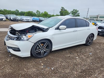 1HGCR2F57GA****** 2016 Honda Accord