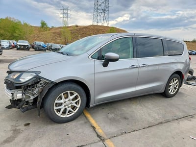 2C4RC1DG8HR****** 2017 Chrysler Pacifica